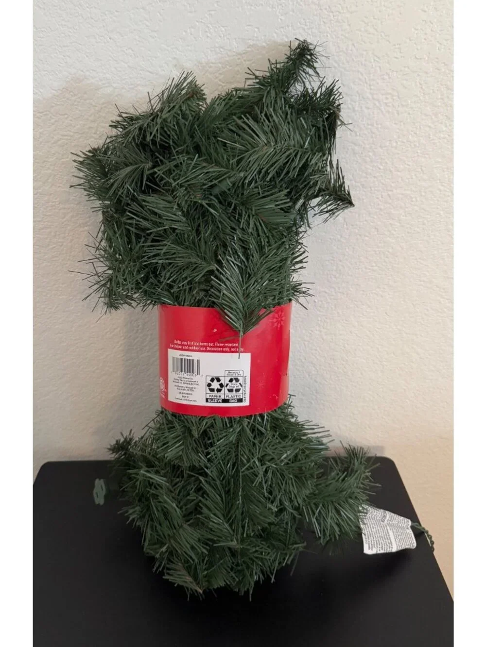 Holiday Time 9-Foot Pre-Lit Napa Garland